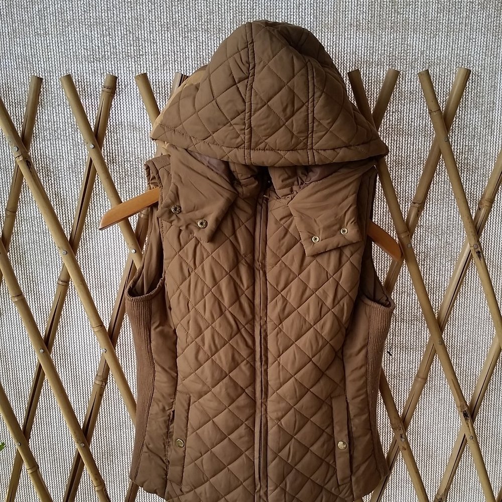 2Bella Quilted Puffer Vest Tan